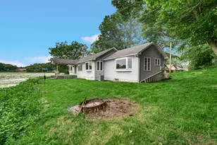 1556 W Severs Rd, La Porte, IN 46350 - Photo 2