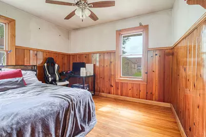 131 N Harvey Street, Griffith, IN 46319 - Photo 8