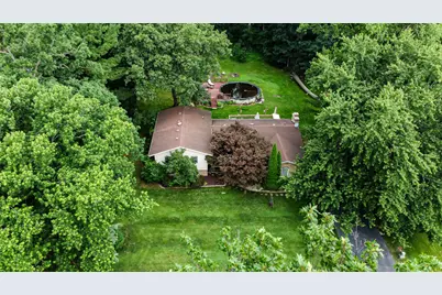495 Meadowwood Drive, Valparaiso, IN 46385 - Photo 30