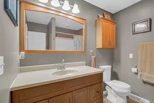 495 Meadowwood Dr, Valparaiso, IN 46385 - Photo 16