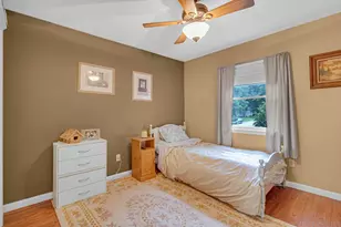 495 Meadowwood Dr, Valparaiso, IN 46385 - Photo 14