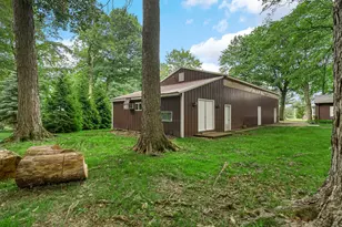 202 Sturdy Rd, Valparaiso, IN 46383 - Photo 24