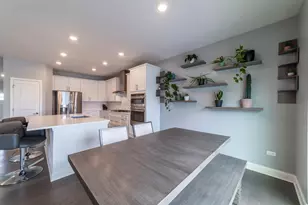 2080 E 109th Pl, Crown Point, IN 46307 - Photo 8