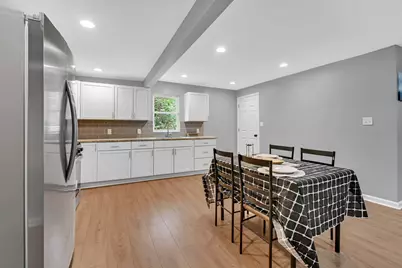 1011 Marquette Road, Lake Station, IN 46405 - Photo 8