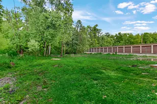 1011 Marquette Rd, Lake Station, IN 46405 - Photo 18