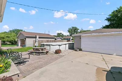 3911 Jewett Avenue, Highland, IN 46322 - Photo 18