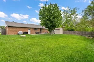 3317 W 78th Ave, Merrillville, IN 46410 - Photo 16