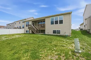 2260 E 110th Ln, Crown Point, IN 46307 - Photo 30
