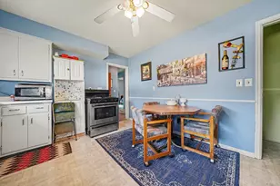 805 Division St, La Porte, IN 46350 - Photo 6