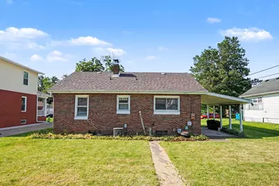 805 Division Street, La Porte, IN 46350 - Photo 4