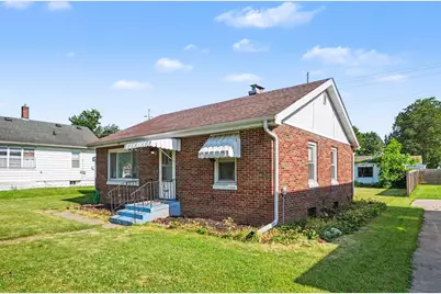 805 Division Street, La Porte, IN 46350 - Photo 2