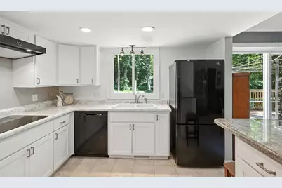 569 N 600 E, Westville, IN 46391 - Photo 12