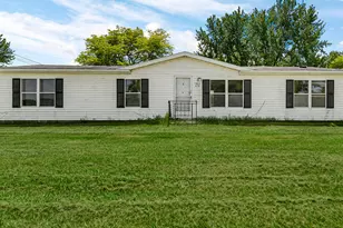 8176 W Pahs Rd, Michigan City, IN 46360 - Photo 2