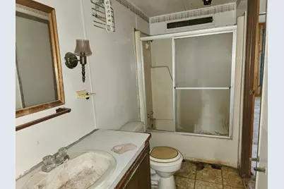 3882 E 200 S, La Porte, IN 46350 - Photo 8
