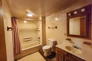 3882 E 200 S, La Porte, IN 46350 - Photo 6