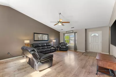 4401 W 73rd Court, Merrillville, IN 46410 - Photo 14