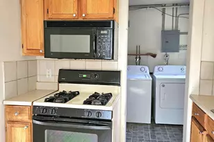 7608 Manor Ave, Munster, IN 46321 - Photo 12