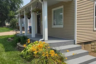 302 N W, Crown Point, IN 46307 - Photo 2