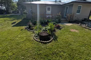 510 S Madison St, Medaryville, IN 47957 - Photo 4