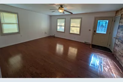 510 S Madison Street, Medaryville, IN 47957 - Photo 10