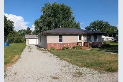 510 S Madison Street, Medaryville, IN 47957 - Photo 2