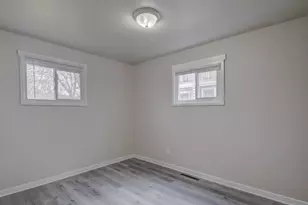 940 Mount St, Gary, IN 46406 - Photo 10