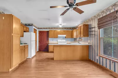 9024 Oak Street, Wheatfield, IN 46392 - Photo 10