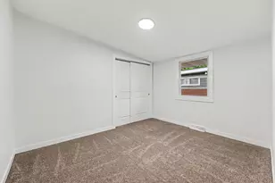 6949 Ash Pl, Gary, IN 46403 - Photo 16