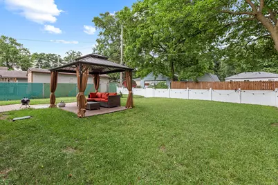 426 S Liberty Street, Hobart, IN 46342 - Photo 16
