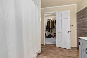 426 S Liberty St, Hobart, IN 46342 - Photo 8