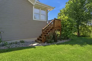 10877 Mathias Dr, Saint John, IN 46373 - Photo 24