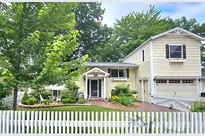 506 Washington Park Boulevard, Michigan City, IN 46360 - Photo 2