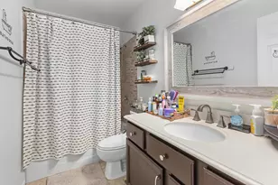 3203 Parker Dr, Valparaiso, IN 46383 - Photo 16