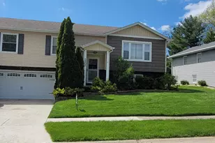 3203 Parker Dr, Valparaiso, IN 46383 - Photo 2