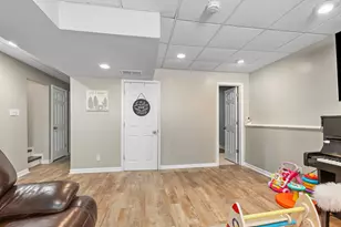 3203 Parker Dr, Valparaiso, IN 46383 - Photo 26