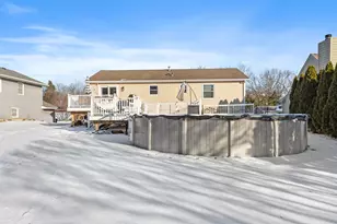 3203 Parker Dr, Valparaiso, IN 46383 - Photo 36