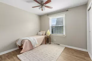 3203 Parker Dr, Valparaiso, IN 46383 - Photo 18