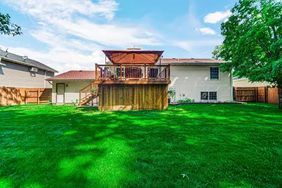 5843 Gardenia Avenue, Portage, IN 46368 - Photo 4