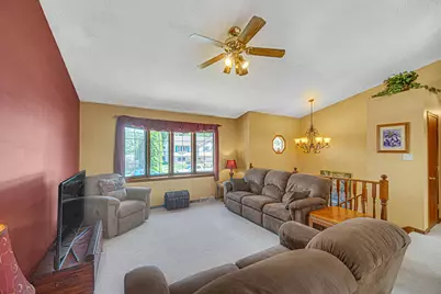 5843 Gardenia Avenue, Portage, IN 46368 - Photo 6