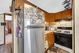 1421 Roberts Ave, Whiting, IN 46394 - Photo 24