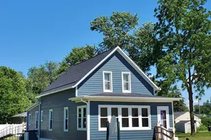 2114 Ohio St, Michigan City, IN 46360 - Photo 2