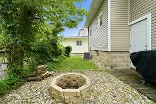 213 N East St, Crown Point, IN 46307 - Photo 20