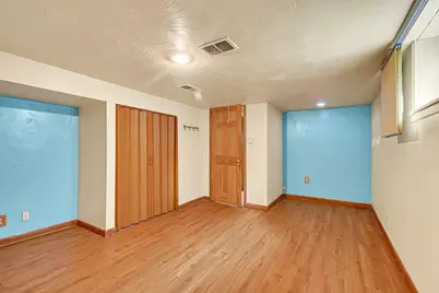 6929 S McCook Avenue, Hammond, IN 46323 - Photo 14