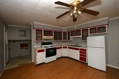 436 W Jefferson Street, Winamac, IN 46996 - Photo 14