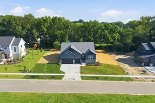 1455 Winding Brk Dr, Valparaiso, IN 46385 - Photo 2