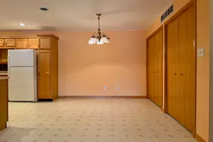 1385 Young Dr, Crown Point, IN 46307 - Photo 6