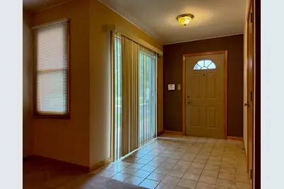 1385 Young Drive, Crown Point, IN 46307 - Photo 4