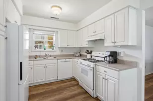 2267 Whispering Oaks Ct, Highland, IN 46322 - Photo 12