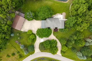 2481 Oak Tree Cir, Winamac, IN 46996 - Photo 6
