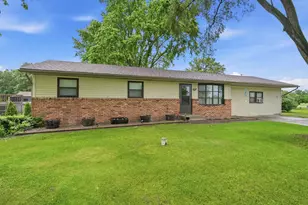 9978 N 388 W, Lake Village, IN 46349 - Photo 1